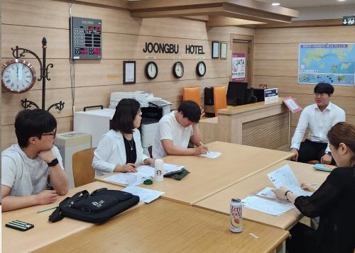 1차 모의면접 실시… 실전 같은 분위기 속 자기점검 기회 마련