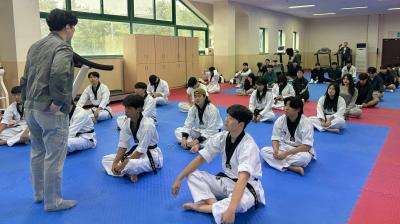 준비된 전문가가 세계를 이끌어 간다!!!! 호신술을 통한 세계화