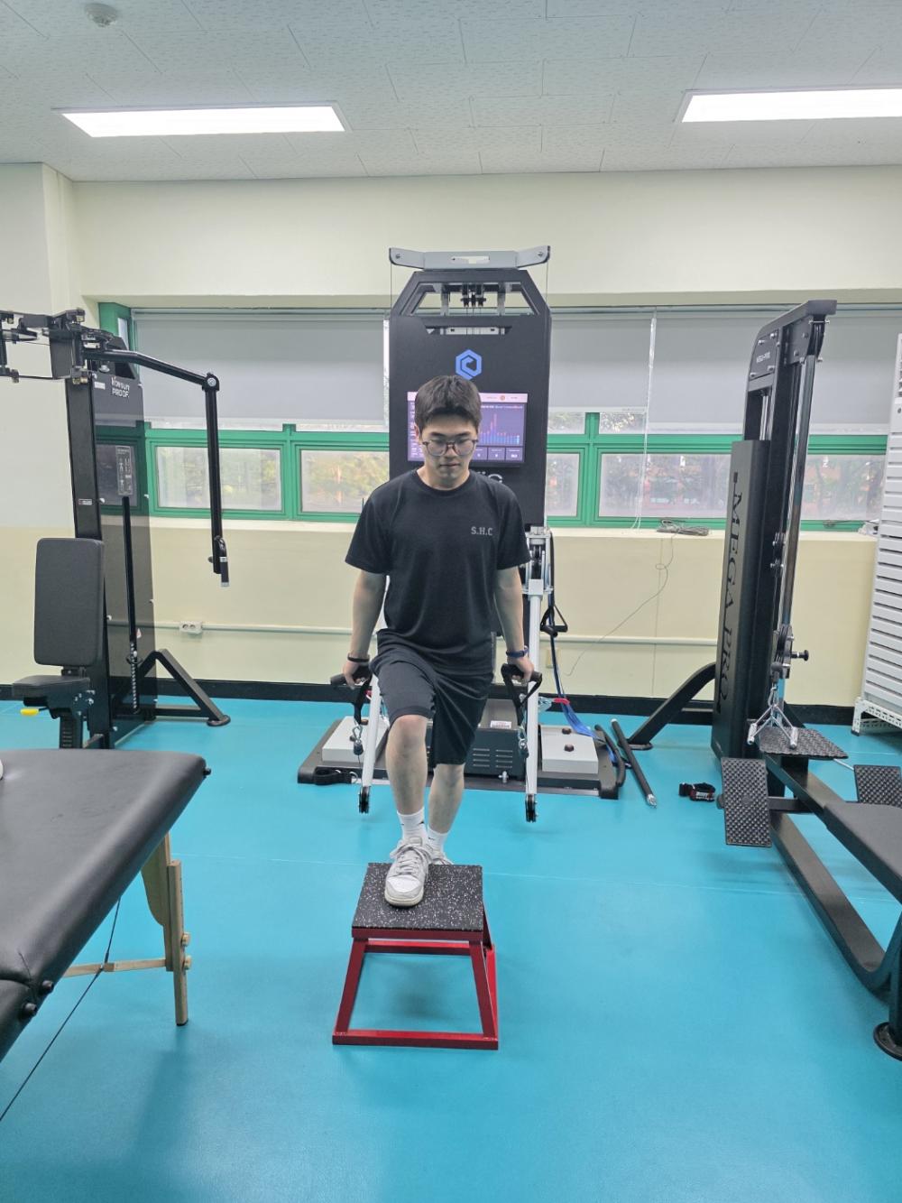 론픽 미니플러스 등속성 장비를 활용한 재활트레이닝 사진3