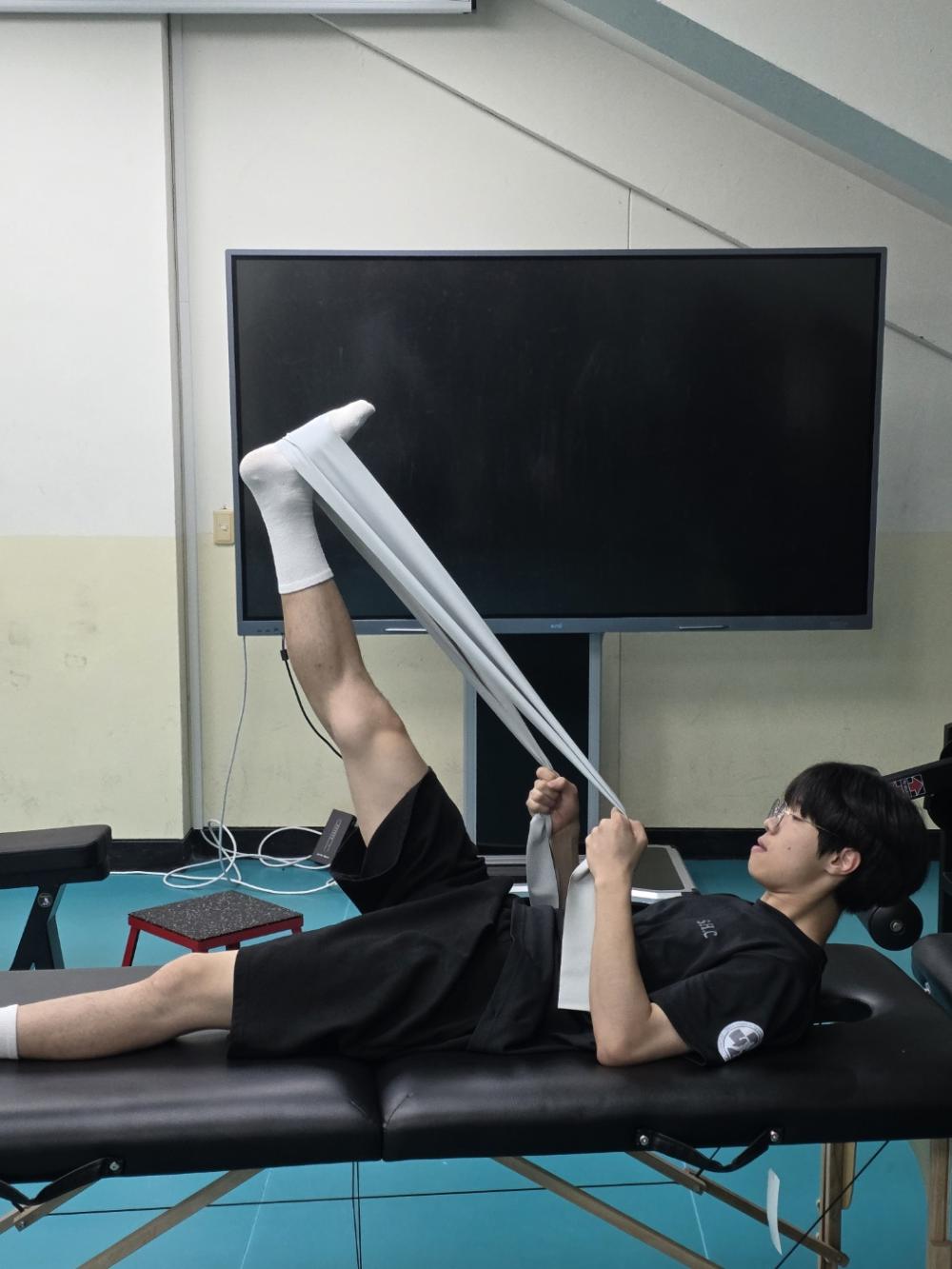 론픽 미니플러스 등속성 장비를 활용한 재활트레이닝 사진7