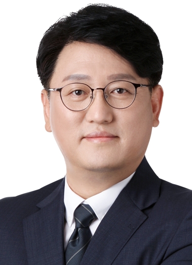김성일 교수 사진